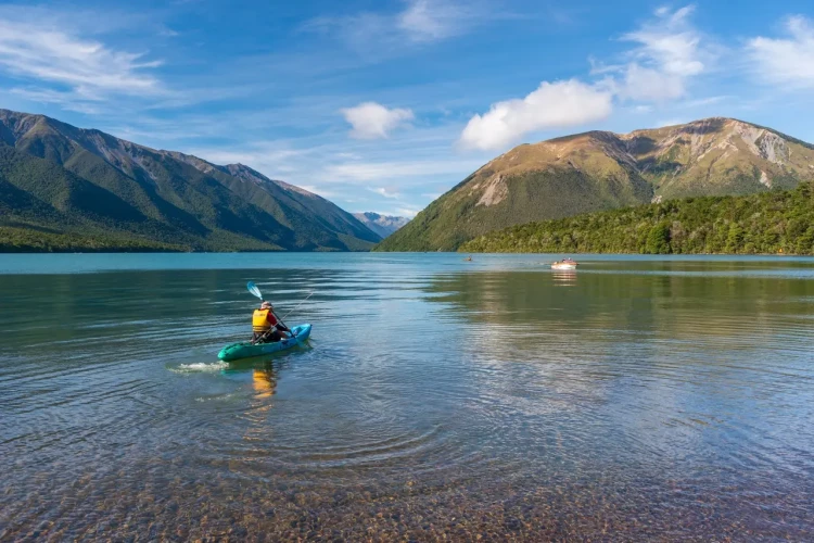 Kayaker at Lake Rotoiti | Credit: Oliver Weber, NelsonTasmanNZ