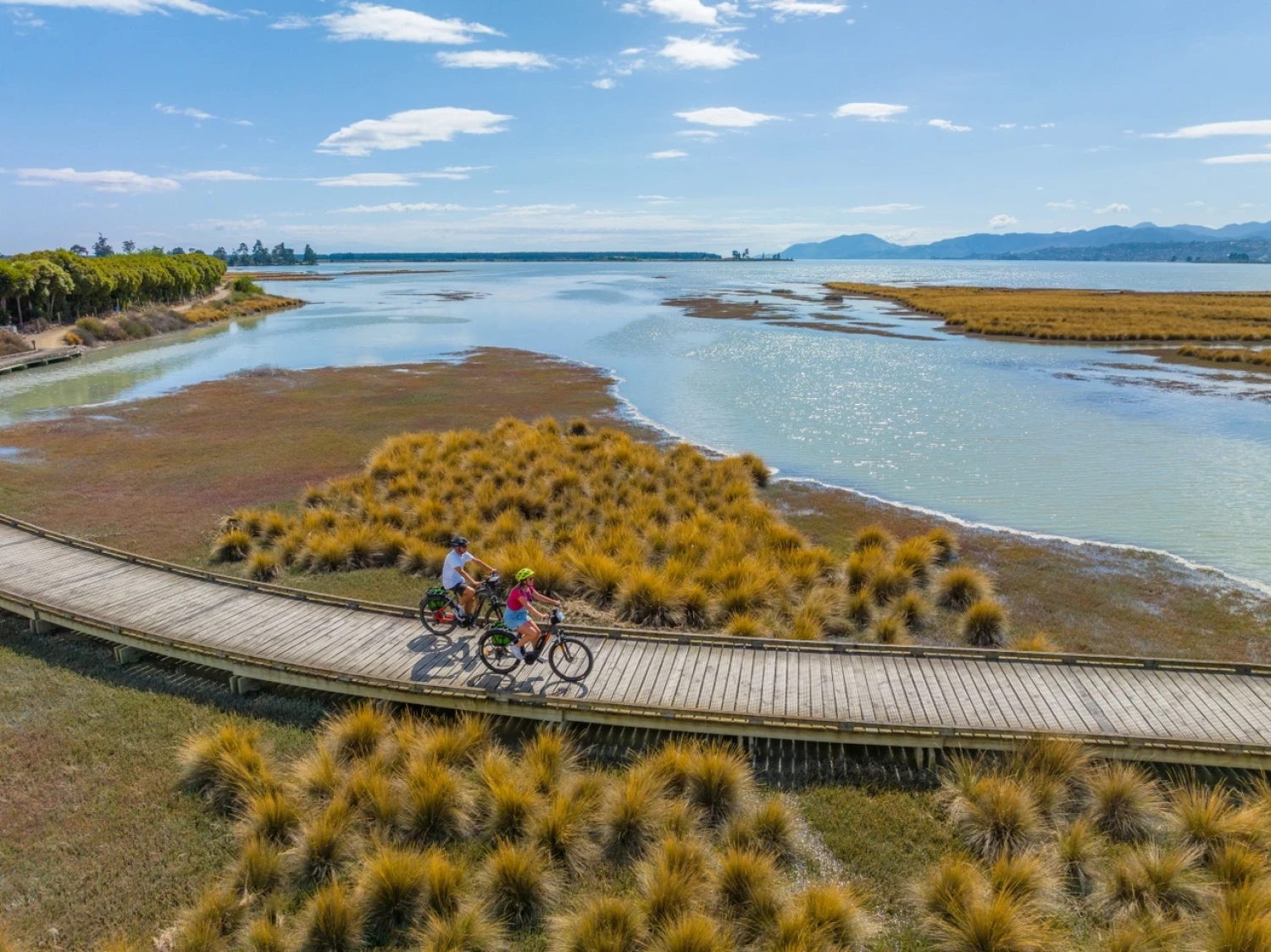 Cycling Waimea Inlet - Credit: BareKiwi, NelsonTasmanNZ